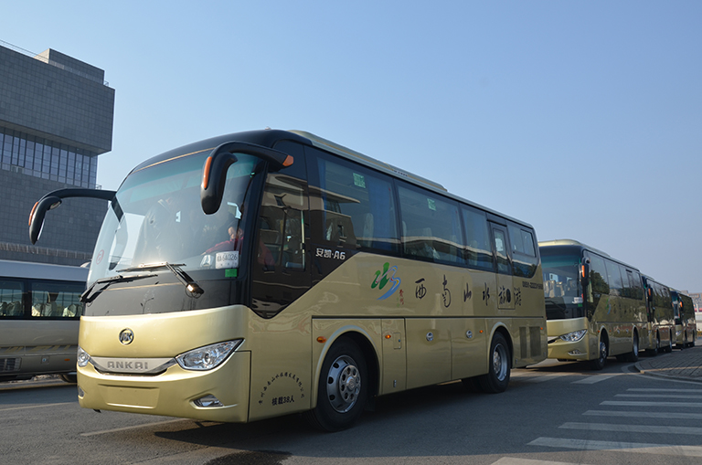 2月6日,批量安凯宝斯通k7,a6正式交付贵州西南山水旅游发展有限