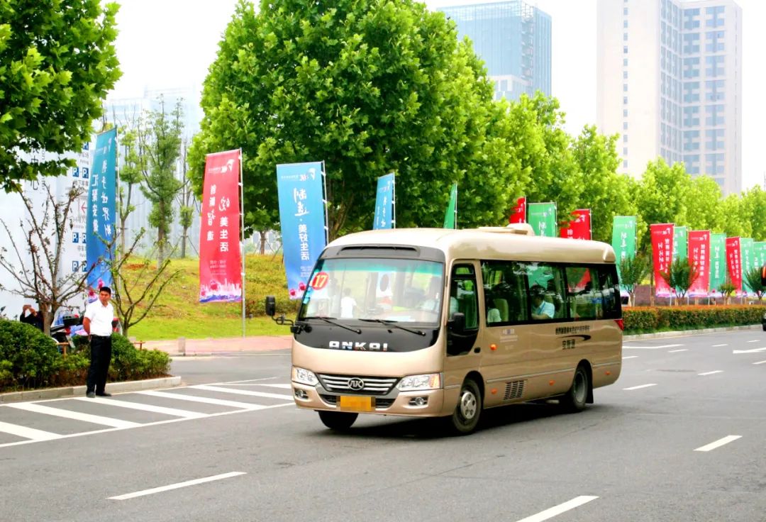 宝斯通k7荣膺"公商务车榜样车型"称号