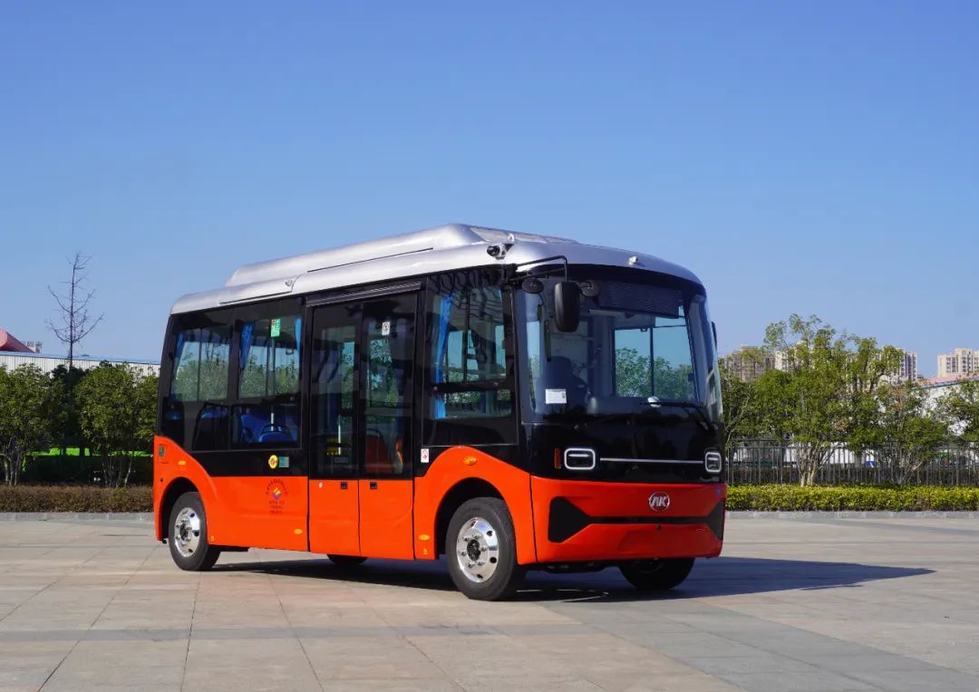 安凯客车斩获影响客车业三项大奖